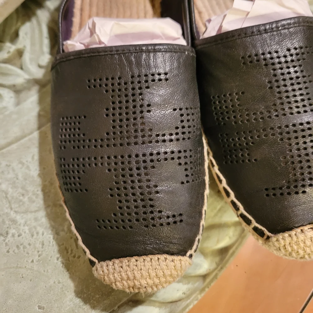 Tory Burch Leather Logo Espidrilles Designer Summer Vacation Slip On 1213